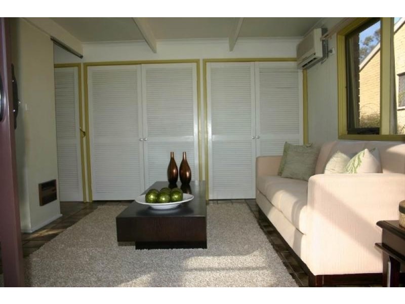 14 Barrett Street, Macgregor ACT 2615
