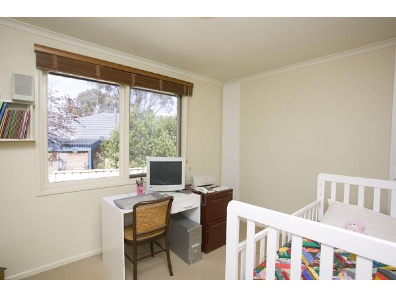 10 MacDonald Place, Spence ACT 2615
