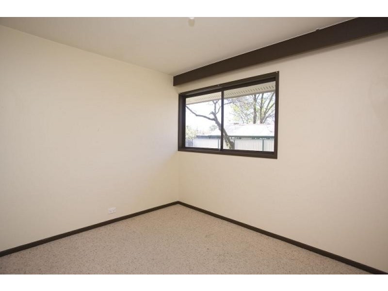 21 Euroka Street, Narrabundah ACT 2604
