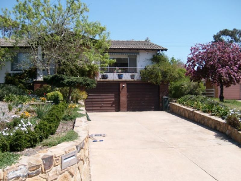 18 Nepean Place, Macquarie ACT 2614