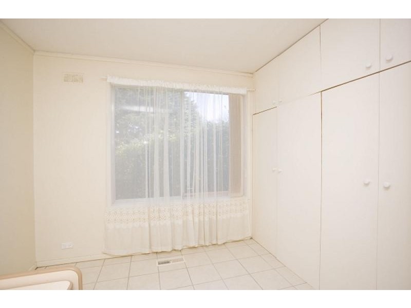 26 Bennelong Crescent, Macquarie ACT 2614