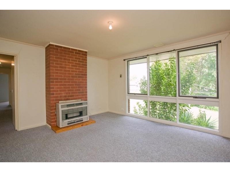 27 Trickett Street, Holt ACT 2615