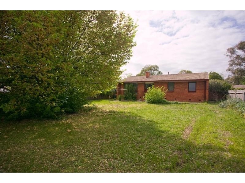 27 Trickett Street, Holt ACT 2615