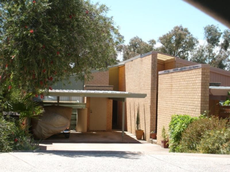 40 Gillespie Street, Weetangera ACT 2614