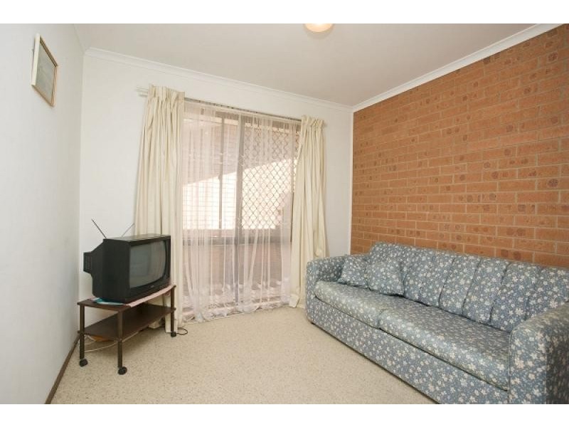 55 Summerville Crescent, Florey ACT 2615