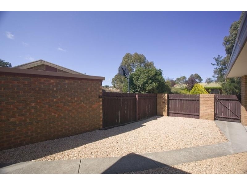 55 Summerville Crescent, Florey ACT 2615
