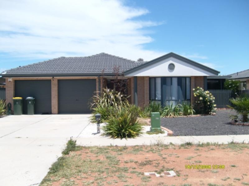 112 Shoobridge Circuit, Dunlop ACT 2615