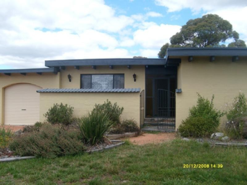 16 Mackinolty Street, Scullin ACT 2614