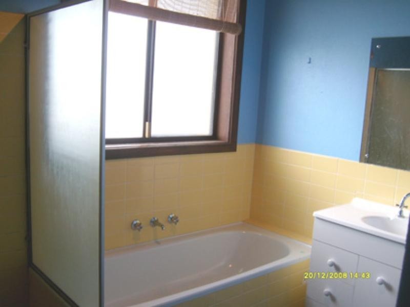 16 Mackinolty Street, Scullin ACT 2614