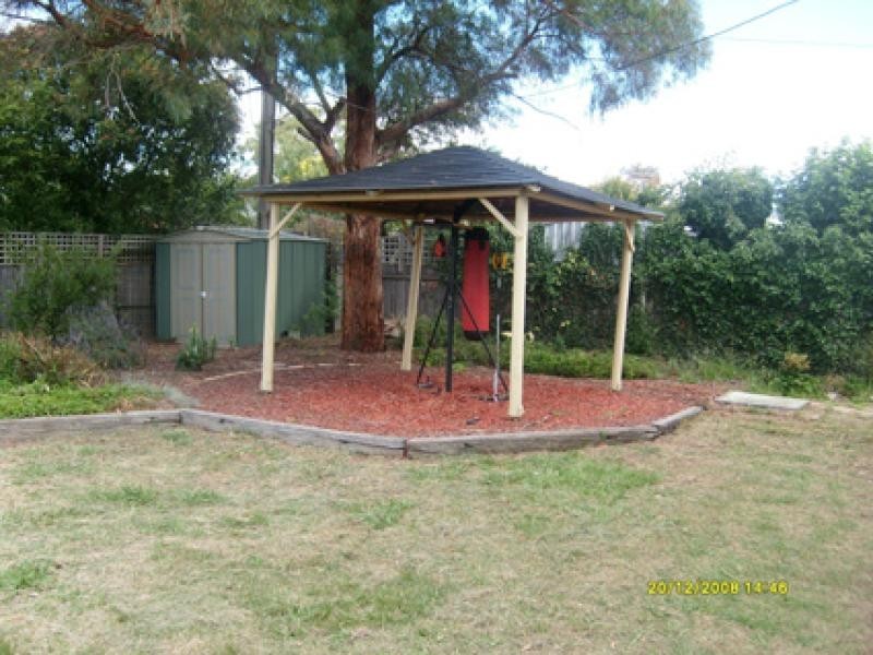 16 Mackinolty Street, Scullin ACT 2614