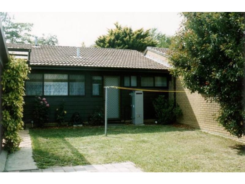 30 Warring Place, Giralang ACT 2617