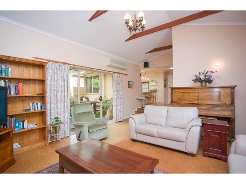 20 Mayo Street, Weetangera ACT 2614