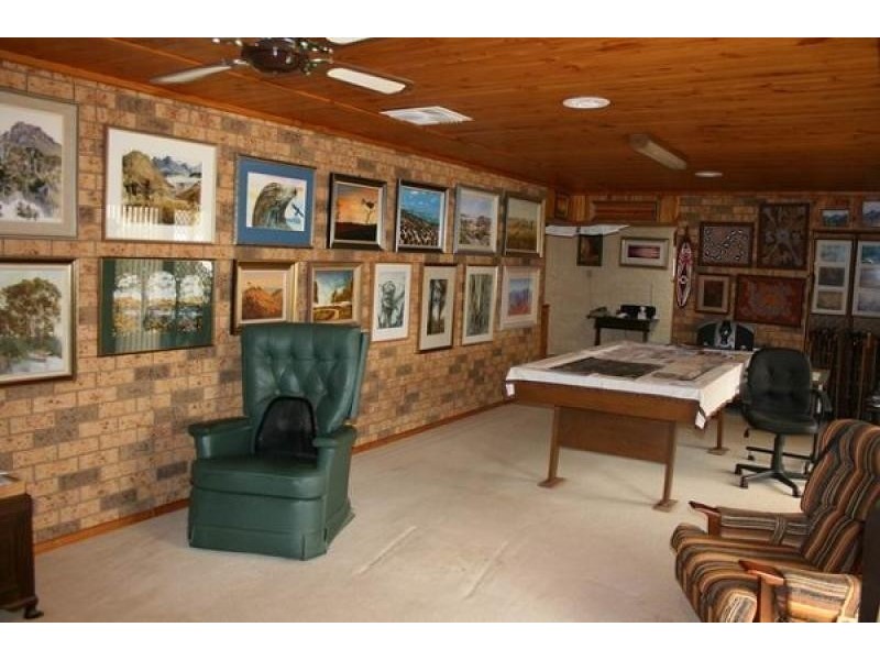 10 Beaurepaire Crescent, Holt ACT 2615