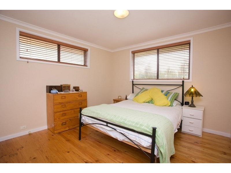 23 Hensman Street, Latham ACT 2615