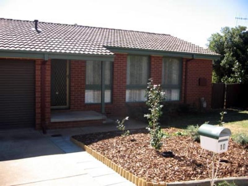 10 Burdon Place, Holt ACT 2615
