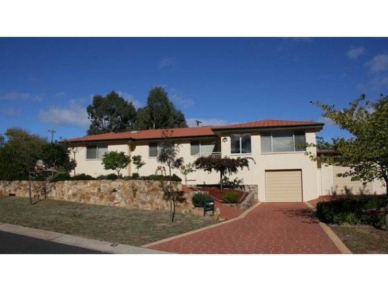 8 Barber Crescent, Flynn ACT 2615