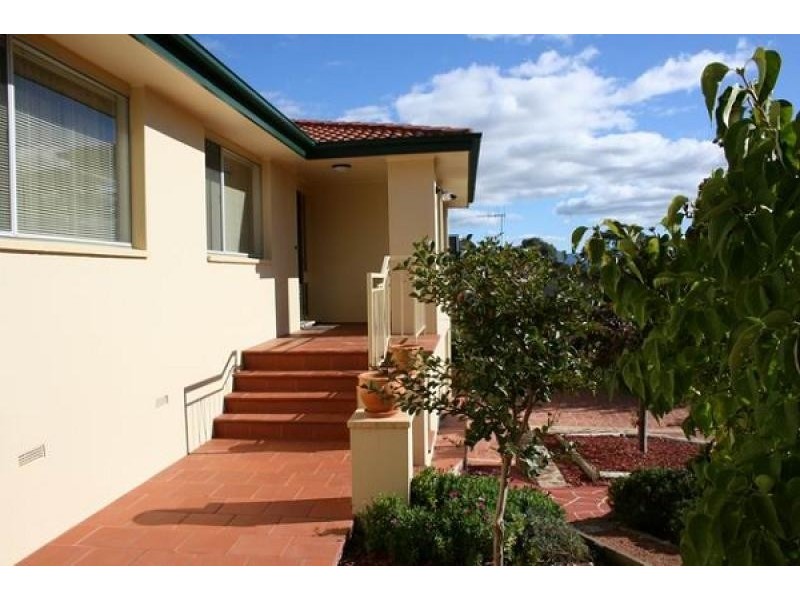 8 Barber Crescent, Flynn ACT 2615