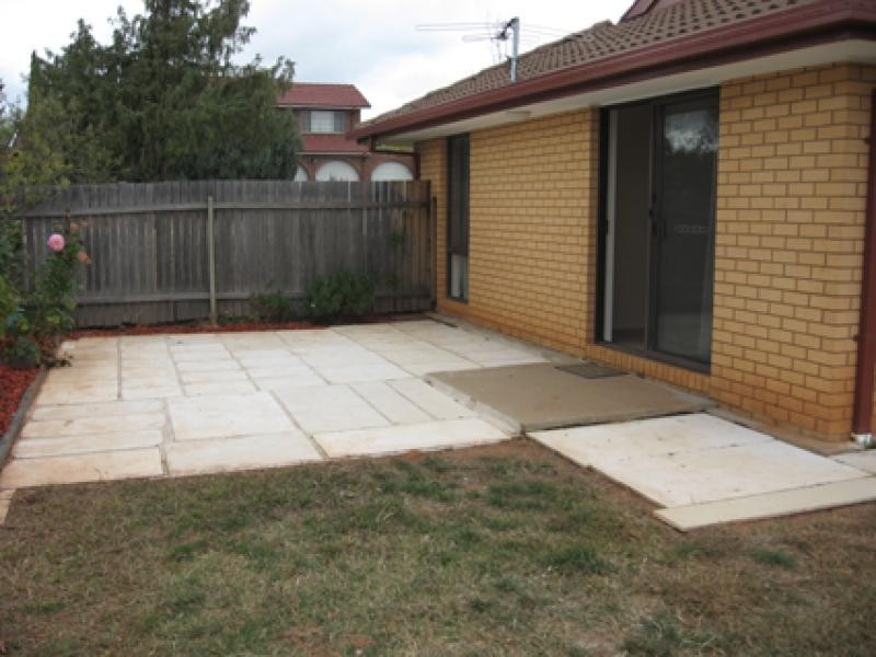 40 Ennor Crescent, Florey ACT 2615