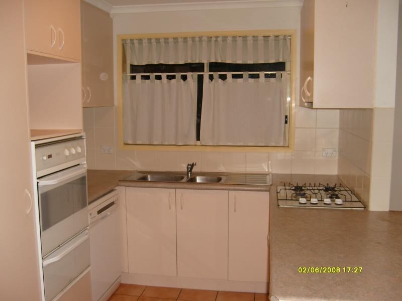 10 Hobday Place, Dunlop ACT 2615