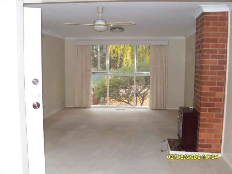 29 Molloy Crescent, Cook ACT 2614