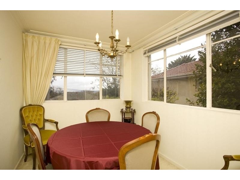 9 Hamelin Crescent, Narrabundah ACT 2604