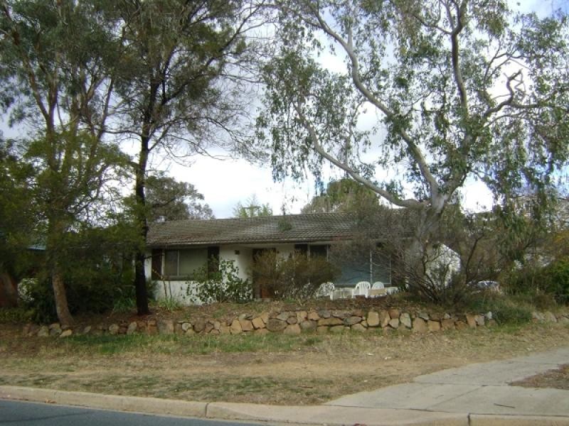 2 Blackman Crescent,, Macquarie ACT 2614