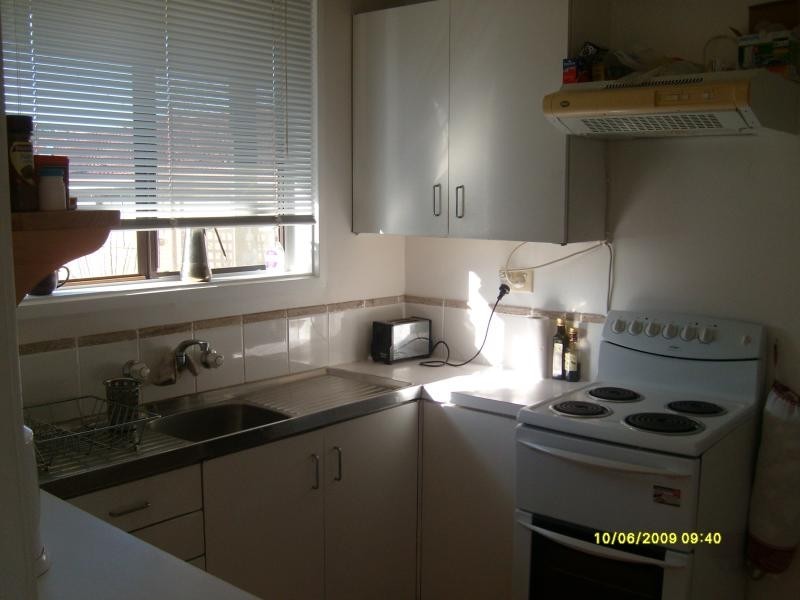 8 Gething Place, Macgregor ACT 2615