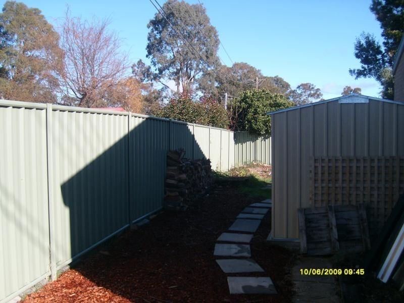 8 Gething Place, Macgregor ACT 2615