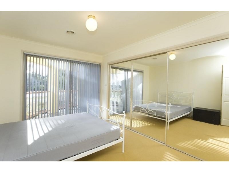Unit 1, 10 Federal Highway, Watson ACT 2602