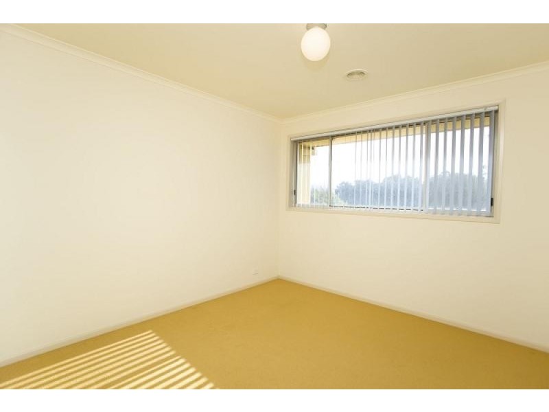Unit 1, 10 Federal Highway, Watson ACT 2602