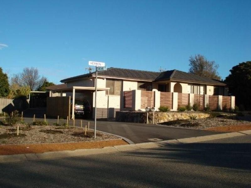 24 Herron Crescent, Latham ACT 2615