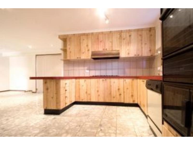 24 Herron Crescent, Latham ACT 2615