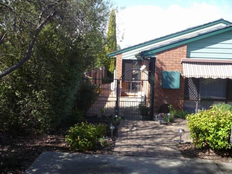 30 Enright Crescent, Florey ACT 2615