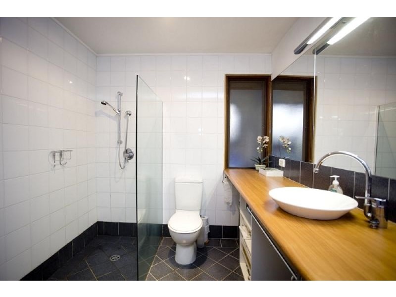 46 Wybalena Grove, Cook ACT 2614