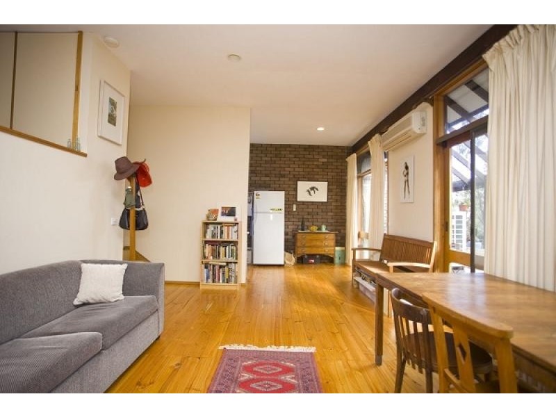 46 Wybalena Grove, Cook ACT 2614