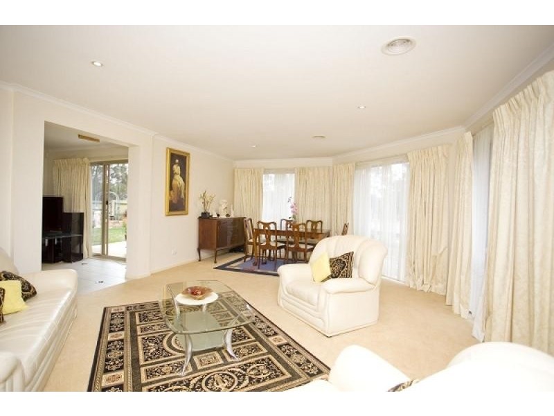 2 Pawsey Circuit, Florey ACT 2615