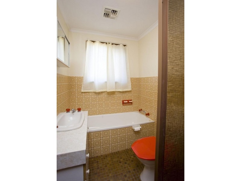 11 Tilden Place, Cook ACT 2614