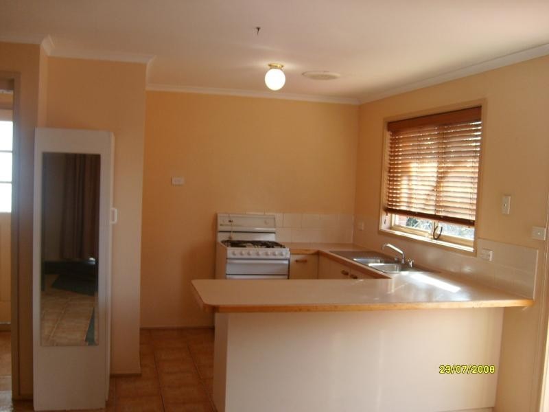 5 Elyard Place, Dunlop ACT 2615