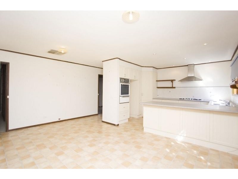 25 Sampson Close, Melba ACT 2615