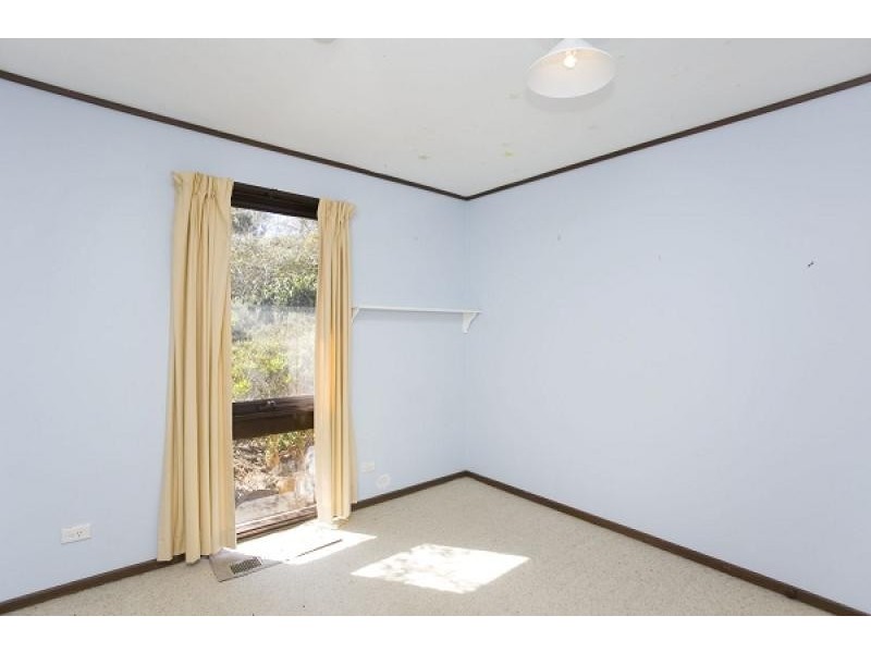 25 Sampson Close, Melba ACT 2615