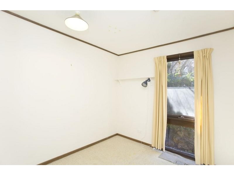 25 Sampson Close, Melba ACT 2615