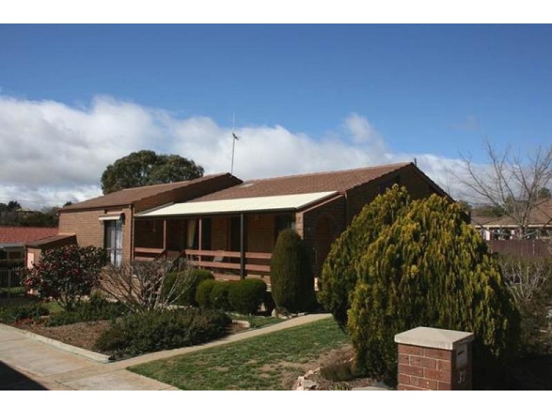 37 Ennor Crescent, Florey ACT 2615