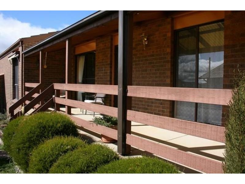 37 Ennor Crescent, Florey ACT 2615