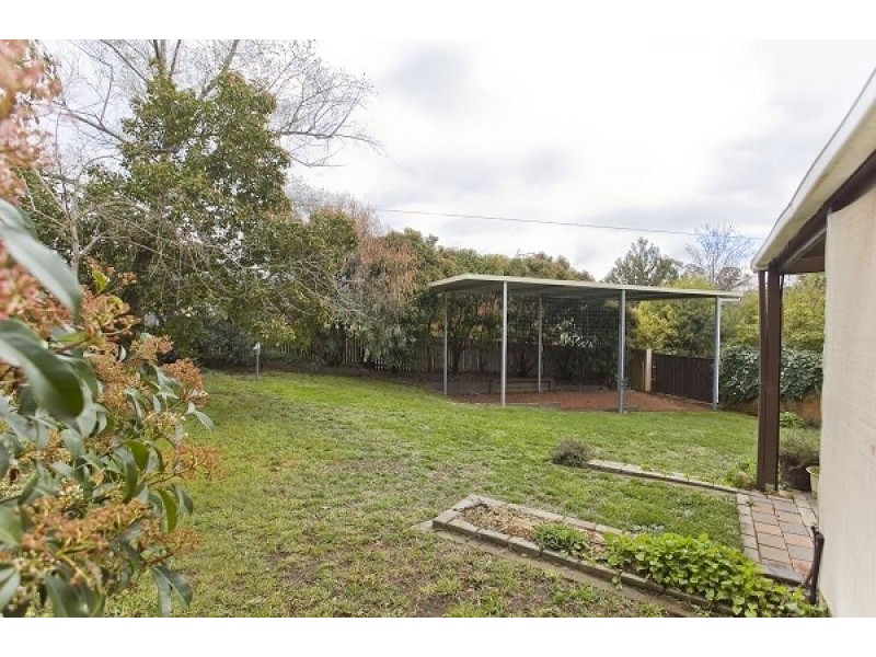 26 Cannan Crescent, Macgregor ACT 2615