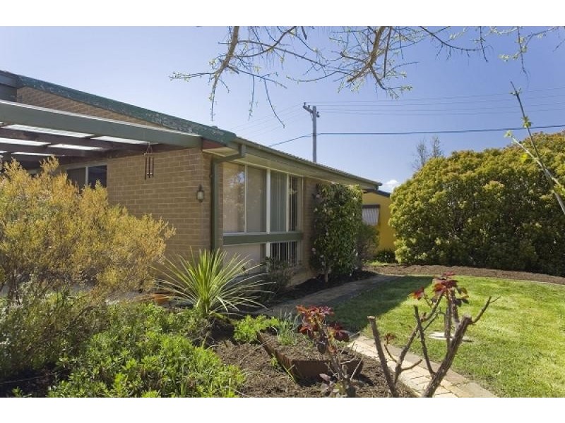 3 Weigall Place, Macgregor ACT 2615