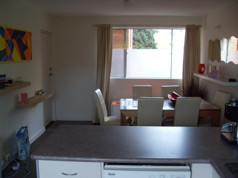 Unit 4/11-13 Tryon Street, Hackett ACT 2602