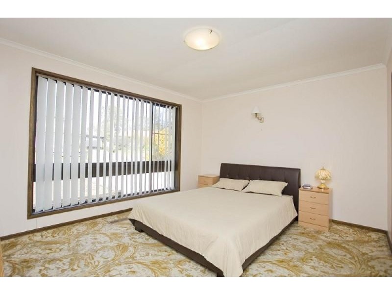 17 Wearing Street, Higgins ACT 2615