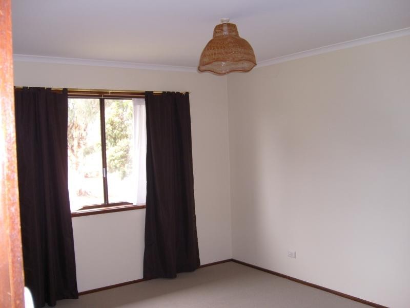 8 Skertchly Place, Florey ACT 2615