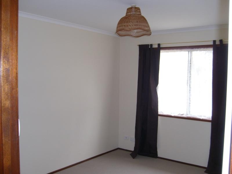 8 Skertchly Place, Florey ACT 2615