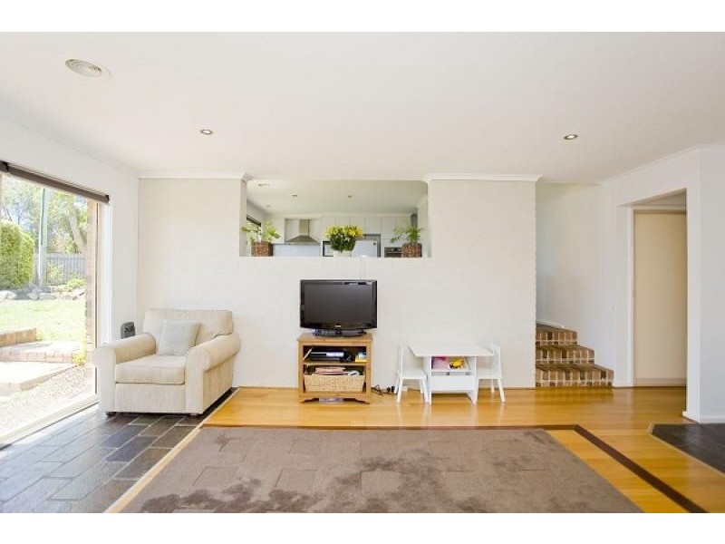 11 Hamblin Place, Florey ACT 2615